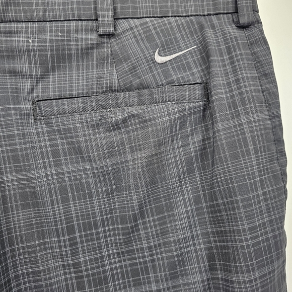 Nike Golf Pants Mens 32x30 Black Gray Plaid Lightweight Breathable Stretch - Picture 5 of 7
